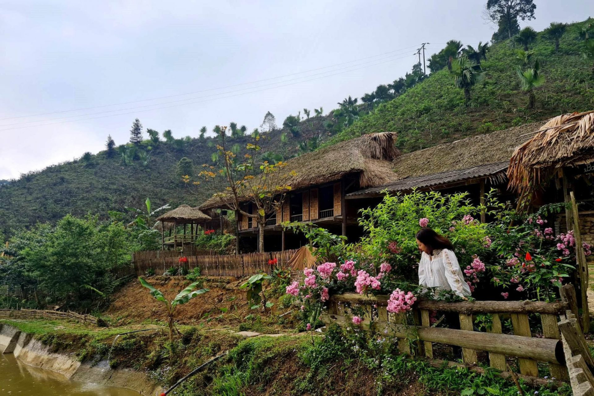 Traditional Tay stilt house in Ban Lien surrounded by nature